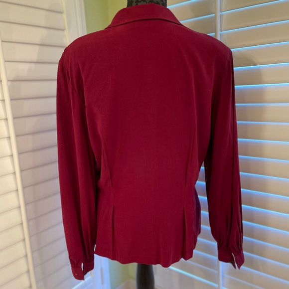 SIZE 10. Womenswear Tailored Blouse - Picture 5 of 6